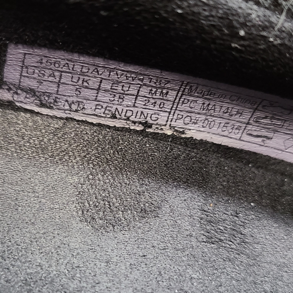 Vionic Size 7 Slide On Flats Shoes - image 7